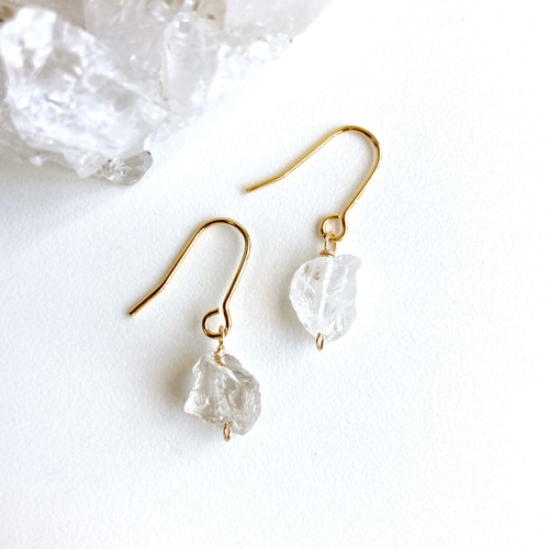 再販♡天然石ラフロック水晶の一粒ピアス/イヤリング ピアス（フック