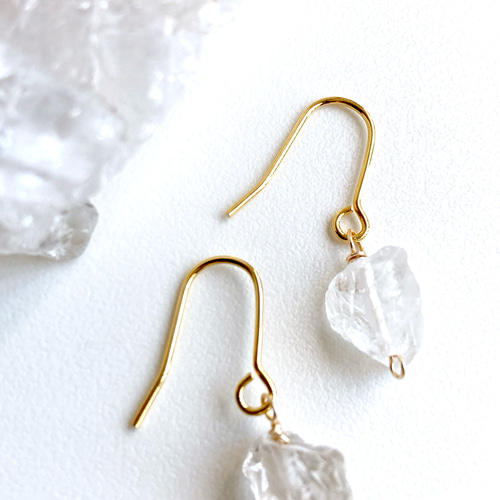 再販♡天然石ラフロック水晶の一粒ピアス/イヤリング ピアス（フック