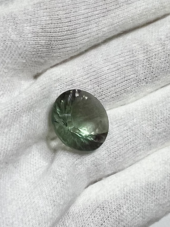 【レア！オススメ】フローライト　ルース　約13.0ct 3枚目の画像