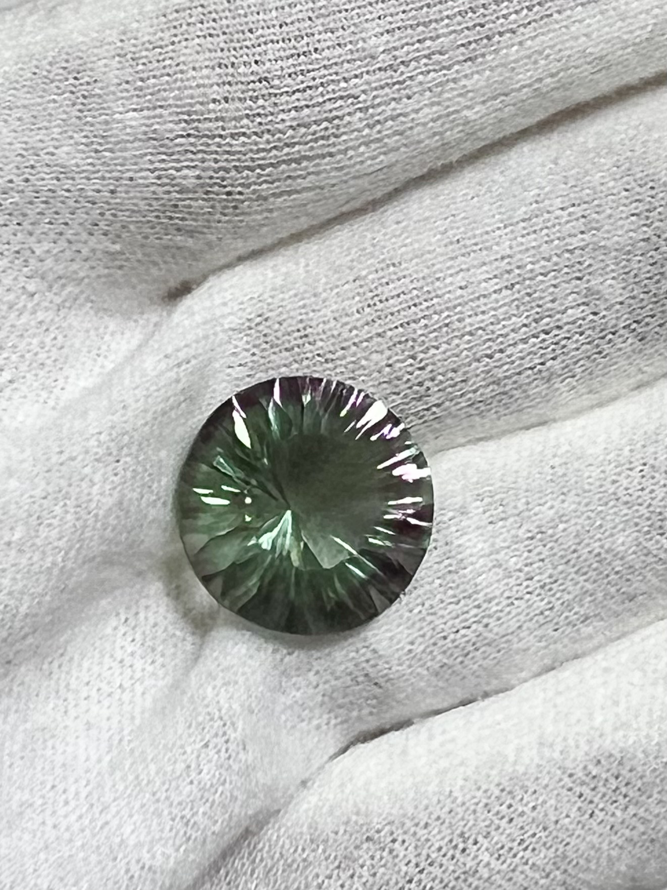 【レア！オススメ】フローライト　ルース　約13.0ct 10,650円