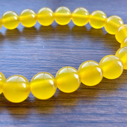 ポジティブになれそうなビタミンカラーの縞瑪瑙ブレスレット(約8mm玉