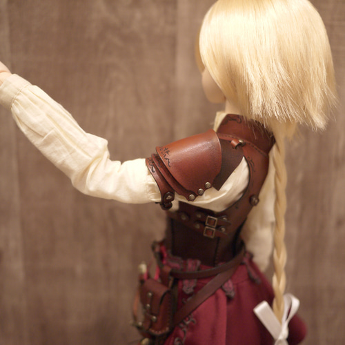 受注生産] DD,DDdy（S/M/L胸）レザーショルダーアーマー 本革