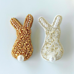 ユニセックスに使える個性的なカッコイイトカゲのブローチ 手嶋咲良