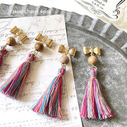 4pcs★charm・ribbon+tassel（リボンタッセルチャーム） 1枚目の画像