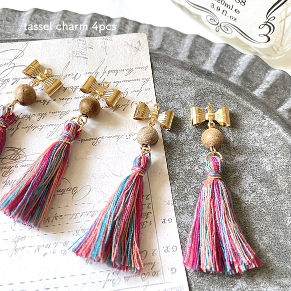 4pcs★charm・ribbon+tassel（リボンタッセルチャーム） 1枚目の画像