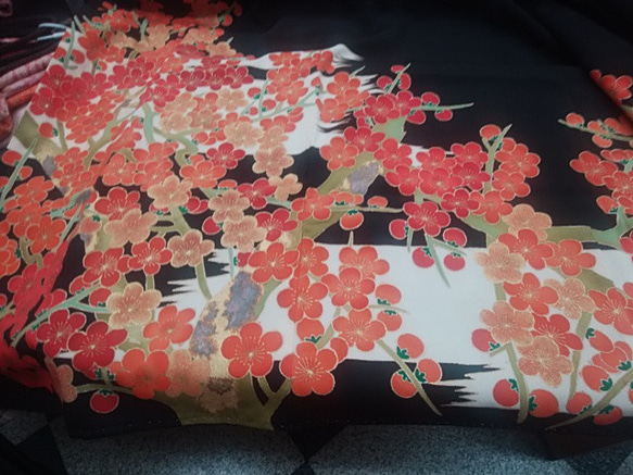 手描き友禅染の留め袖を染めました◆リメイク材料として 