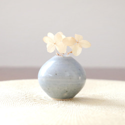 白御影土とブルーグレーの一輪挿し 一輪挿し・花瓶・花器 TSUCHI