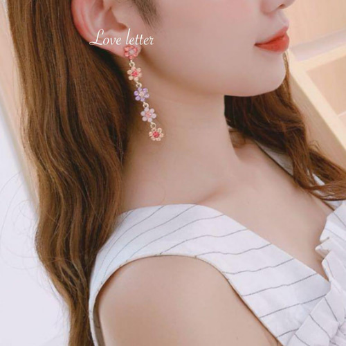キラキラフラワービジューロングピアス イヤリング 韓国 花 量産型 春