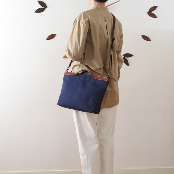 Paraffin canvas  2WAY (tote & Shoulder) bag 「advantage」NAVY 1枚目の画像