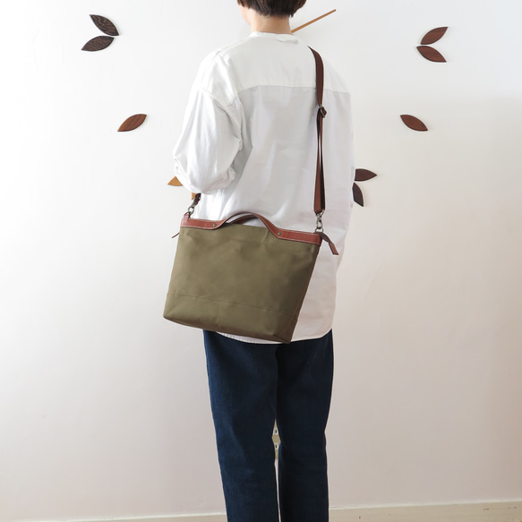 Paraffin canvas  2WAY (tote & Shoulder) bag 「advantage」KHAKI 1枚目の画像