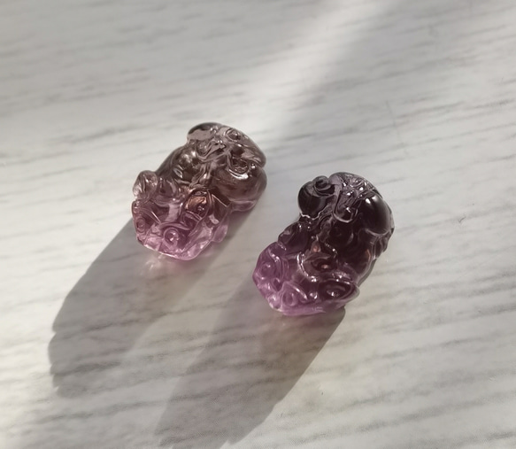 干支 天然アメジスト財守る神獣「貔貅」ヒキュウ彫☆ペア 約18㎜ 風水