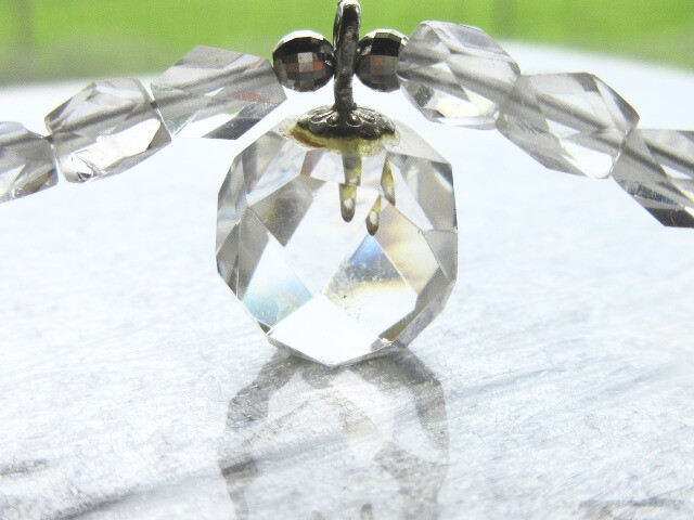 【B95】　透明な輝き｜水晶ネックレス 18金ホワイトゴールドミラーボール付き　天然石　天然席ビーズアクセサリー