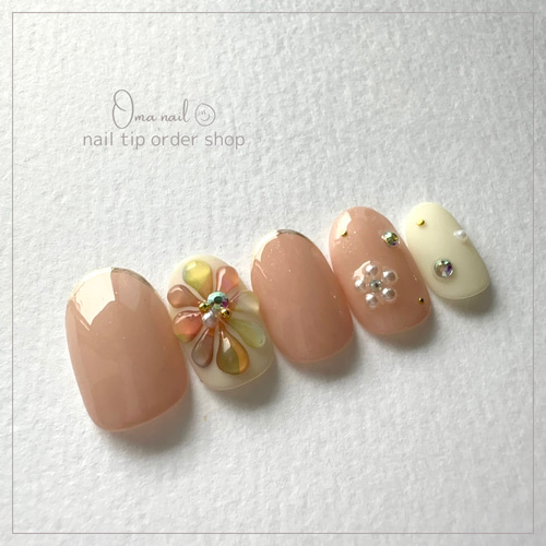 ネイルチップオーダー】カラフルぷっくりフラワーネイル ネイルチップ  
