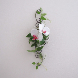 ワイヤーガーランドベース　壁飾り　胡蝶蘭入り　造花　アーティフィシャルフラワー　ｃｍｗｈ107 3枚目の画像