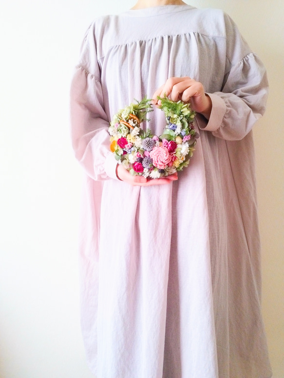 【母の日】お花畑のような紫陽花の三日月リース　　ドライフラワー　紫陽花　新築祝い　玄関リース　結婚祝い　 7枚目の画像