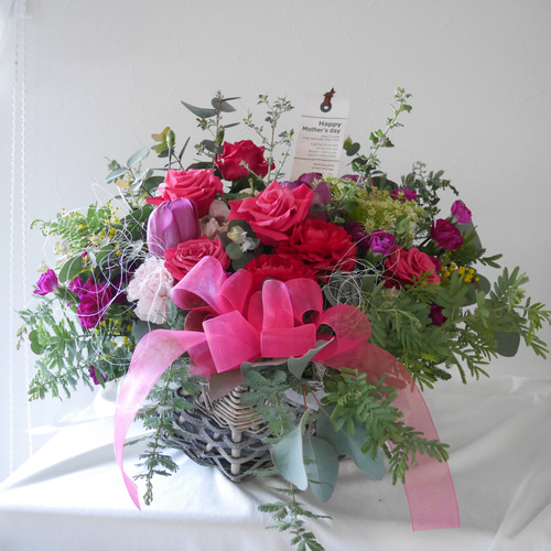 生花/カゴのフラワーアレンジメントご予約/お祝い/お誕生日