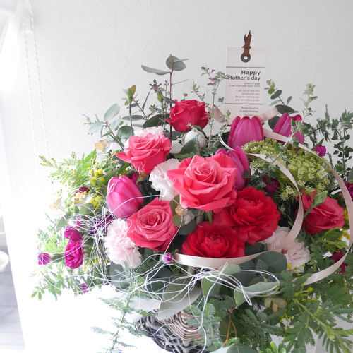 生花/カゴのフラワーアレンジメントご予約/お祝い/お誕生日プレゼント