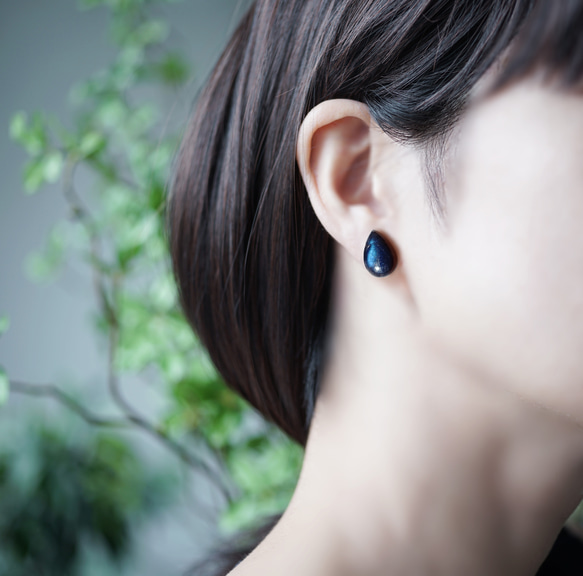 精美的黑色拉長石耳環/手術不銹鋼 ~ Gengetsu 第2張的照片