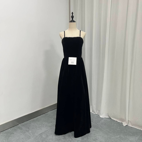 送料無料！パーティードレス ブラック キャミソール ビーズ ビロード  