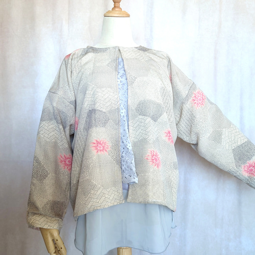 着物リメイク スカートスーツ コサージュ付 3点セット ホワイト 小紋 L  