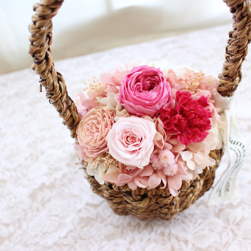 フラワーバスケット アレンジ かご プリザーブドフラワー 花 ピンク