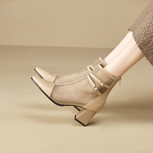 ☆24春夏新作☆本革 オリジナル商品 夏でも履けるブーツ サンダル