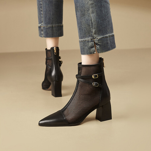 ☆24春夏新作☆本革 オリジナル商品 夏でも履けるブーツ サンダル