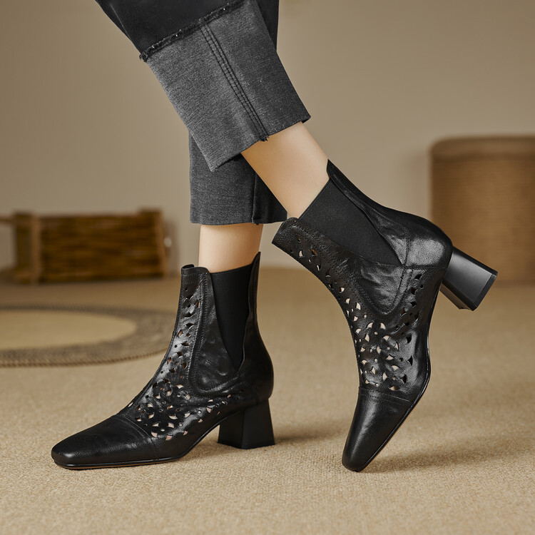 ★24春夏新作★本革 オリジナル商品　夏でも履けるブーツ サンダル レディース 22～26サイズ  C-879