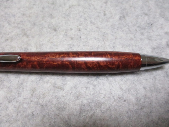 老紅木　トチ杢　ワシントン条約規制材　木軸ボールペン (シャープペンシル)　希少材　 5枚目の画像
