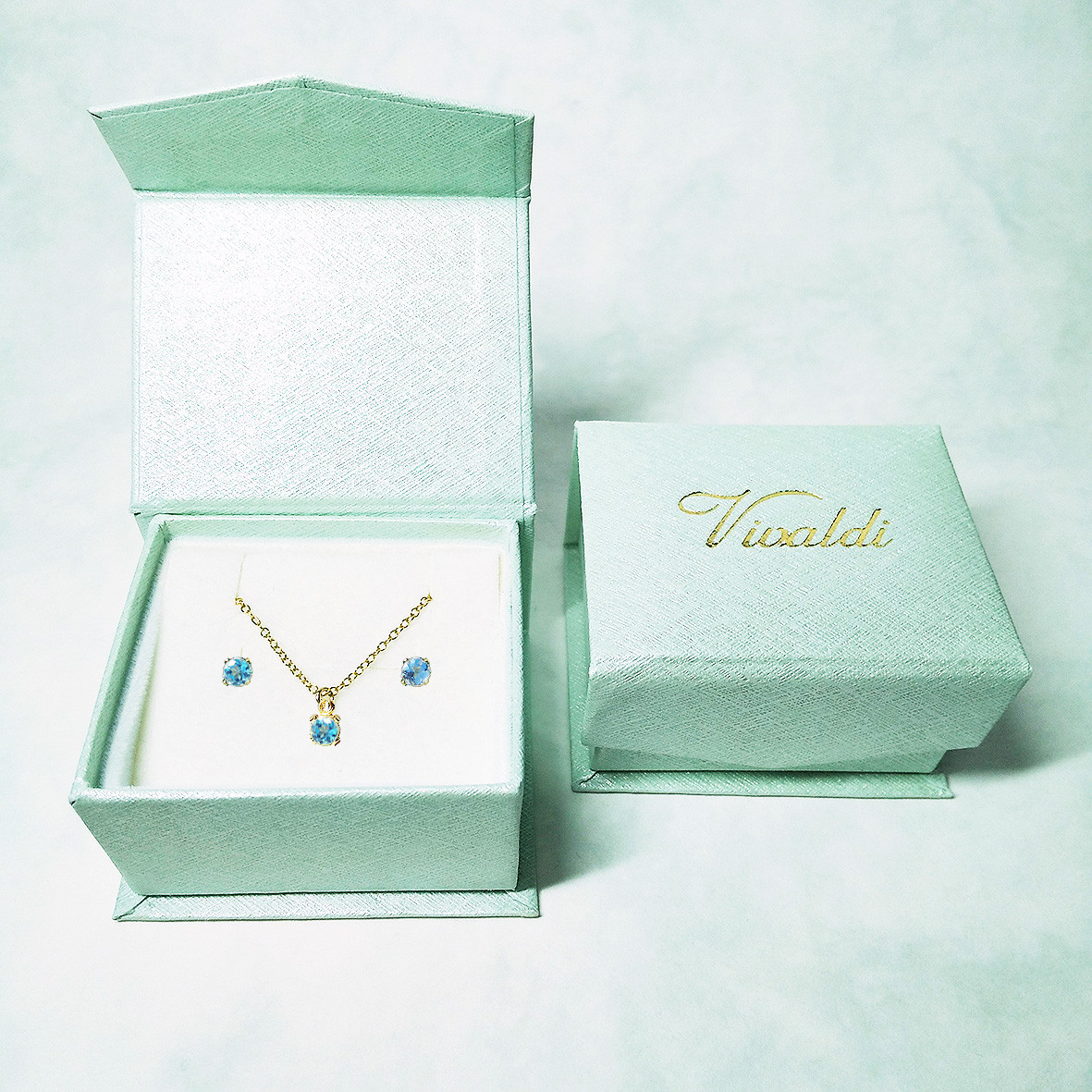 スイスブルートパーズ(ラウンドカット)のピアス&ネックレス 2点セット　[送料無料]