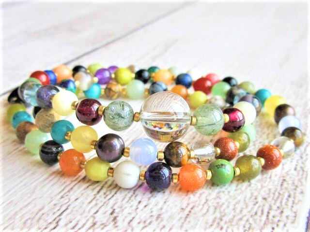 【C2】　オーラネックレス　本水晶　クリスタル　約２０色石　天然石パワービーズ　天然石