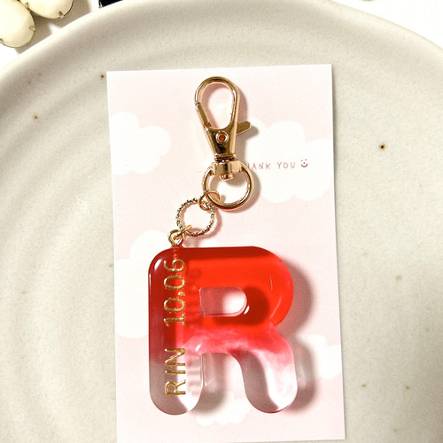 お名前キーホルダーオーダー専用ページ◆イニシャル 推し活 名入れ アルファベット 名入れ無料】大人可愛い イニシャル アルファベット キーホルダー