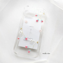 【全機種対応】小花と小さな苺のケース♡iPhone/ android  iphone13 iphone14 5枚目の画像