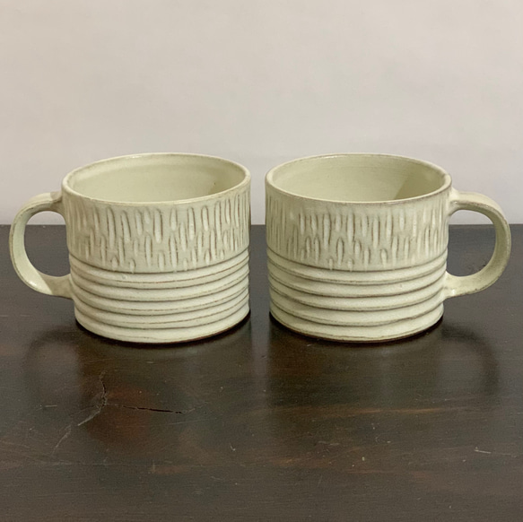陶器　白マットのマグカップ 3枚目の画像