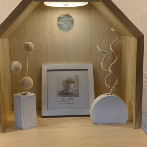 ナチュラ】 ミニ仏壇 壁掛けタイプ LED照明付き 手元供養 その他