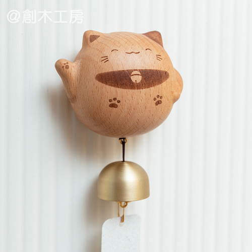 ドアベル　ねこ型 猫形ドアベル ブナ材 優しい音 ドアチャイム 新築 引越し 贈り物 木製
