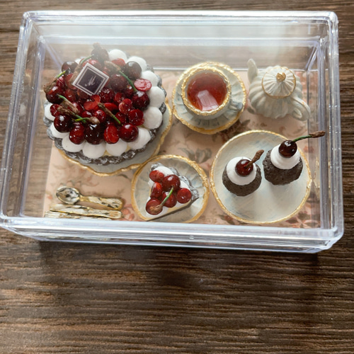 受注制作】ダークチェリータルトのセット ミニチュアスイーツ