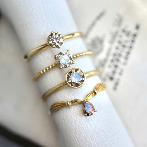 ブラウンダイヤモンド 0.325ct 4本爪×絞りアーム K18YGリング 【MJ2412