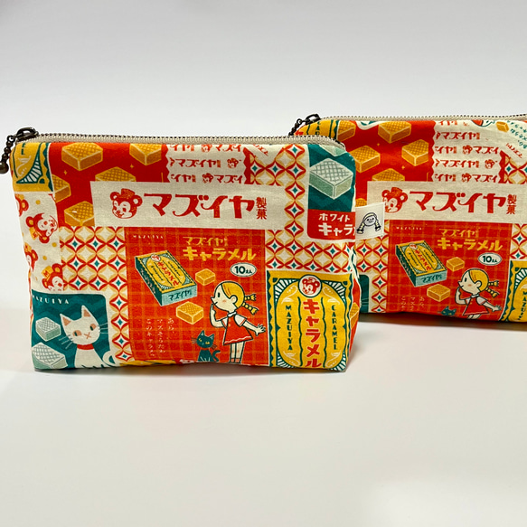 ふんわり♡レトロお菓子ポーチ■マチ付ファスナーポーチ 16cm レトロ駄菓子 3枚目の画像