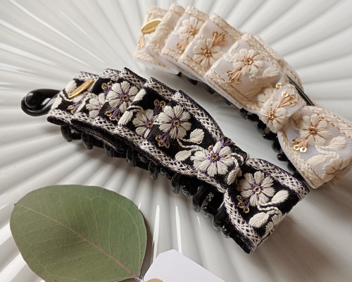 国内発送【sister jane】 Invitation ヘアリボンパールクリップ 受注製作【13㌢】インド刺繍リボンのバナナクリップ ヘア