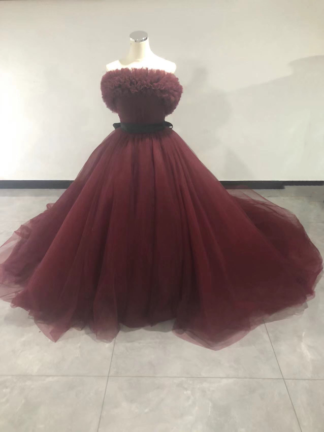 ボルドーカラードレス オフショルダーの2WAYドレス ソフトチュール サッシュベルト 花嫁