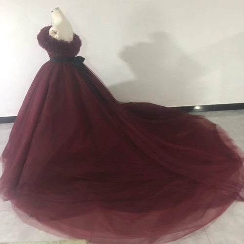 ボルドーカラードレス オフショルダーの2WAYドレス ソフトチュール  