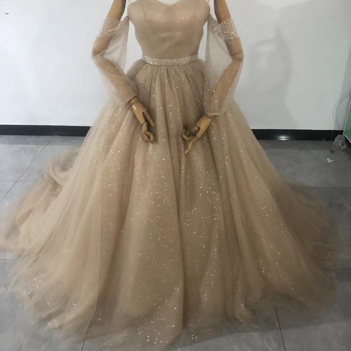 カラードレス 薄シャンパンの色 ベアトップ キラキラグリッター  