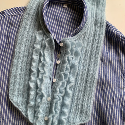 キッドモヘアのフリルピンタックヨーク付け襟(ウォーターブルー) 4枚目の画像