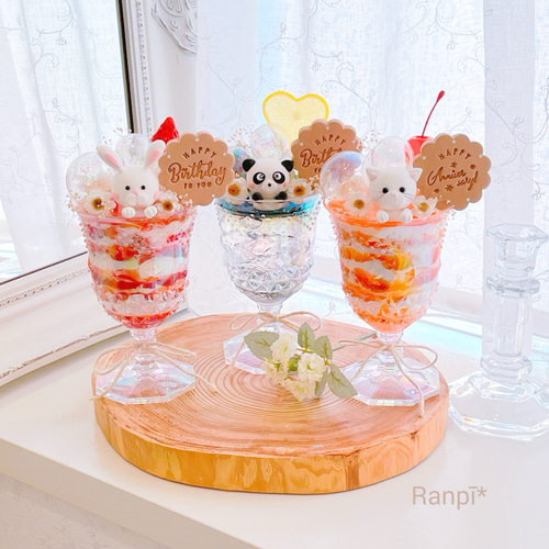 参考画像 クレイカップケーキ 2022/09/29 ハロウィンカップケーキが完成しました☺️ 上に乗っている