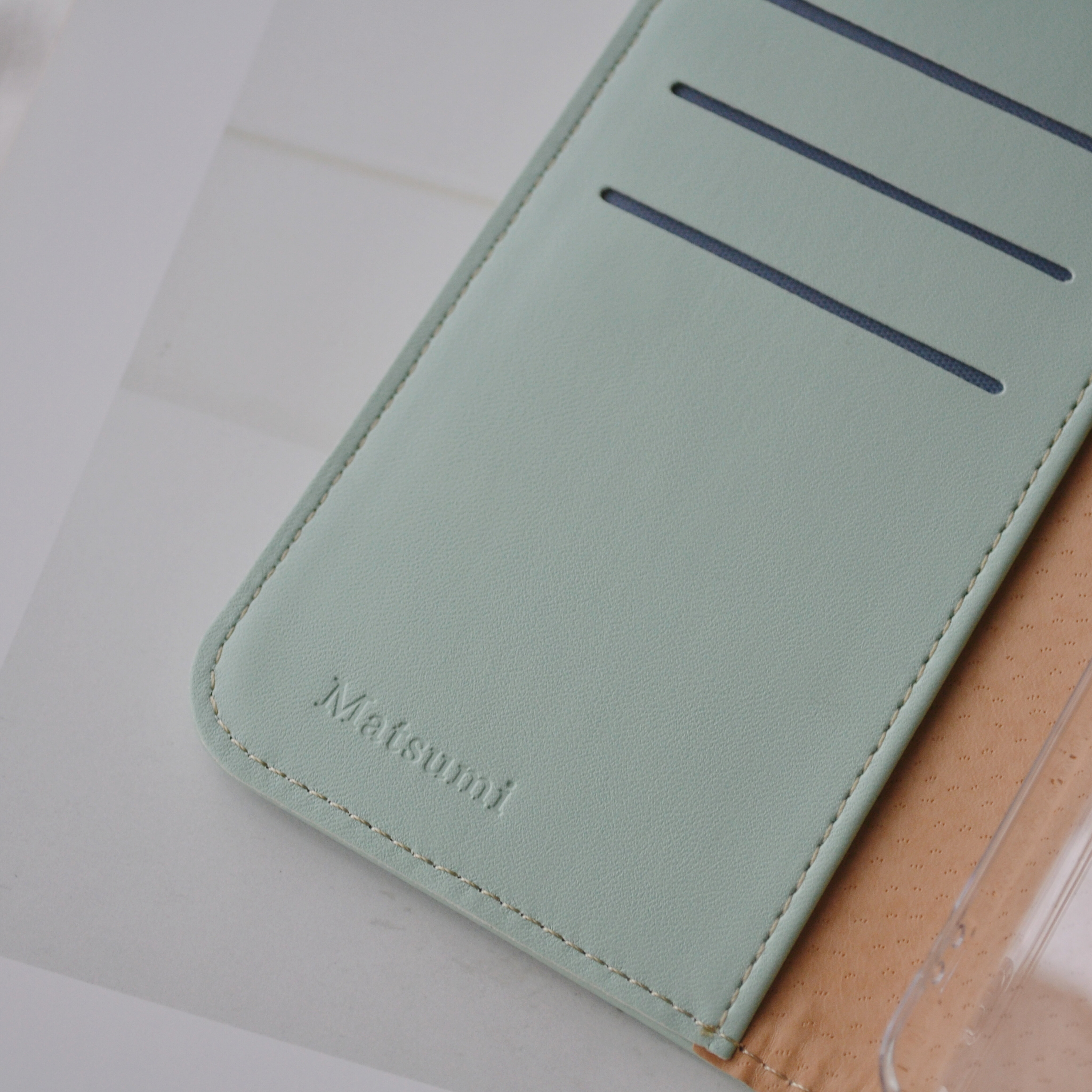 レア機種にも対応！手帳型スマホケース『猫と月のロマンティック』ミントグリーン ほぼ全機種◎