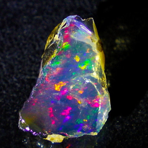 ☆自作彫刻☆オパールの原石☆6.8ct/19.5mm☆天然石蛋白石☆鉱物