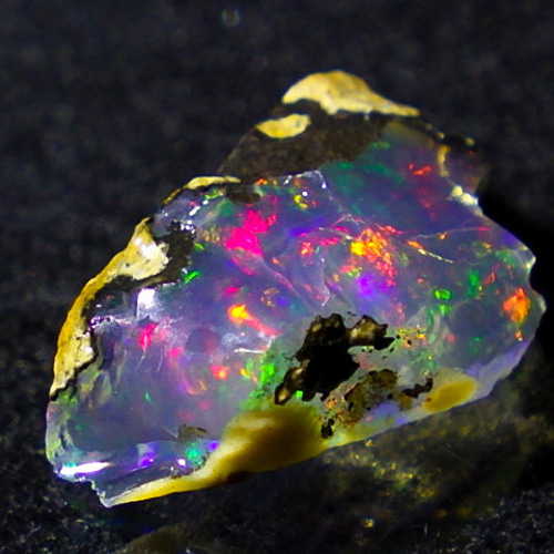 ☆自作彫刻☆オパールの原石☆6.8ct/19.5mm☆天然石蛋白石☆鉱物