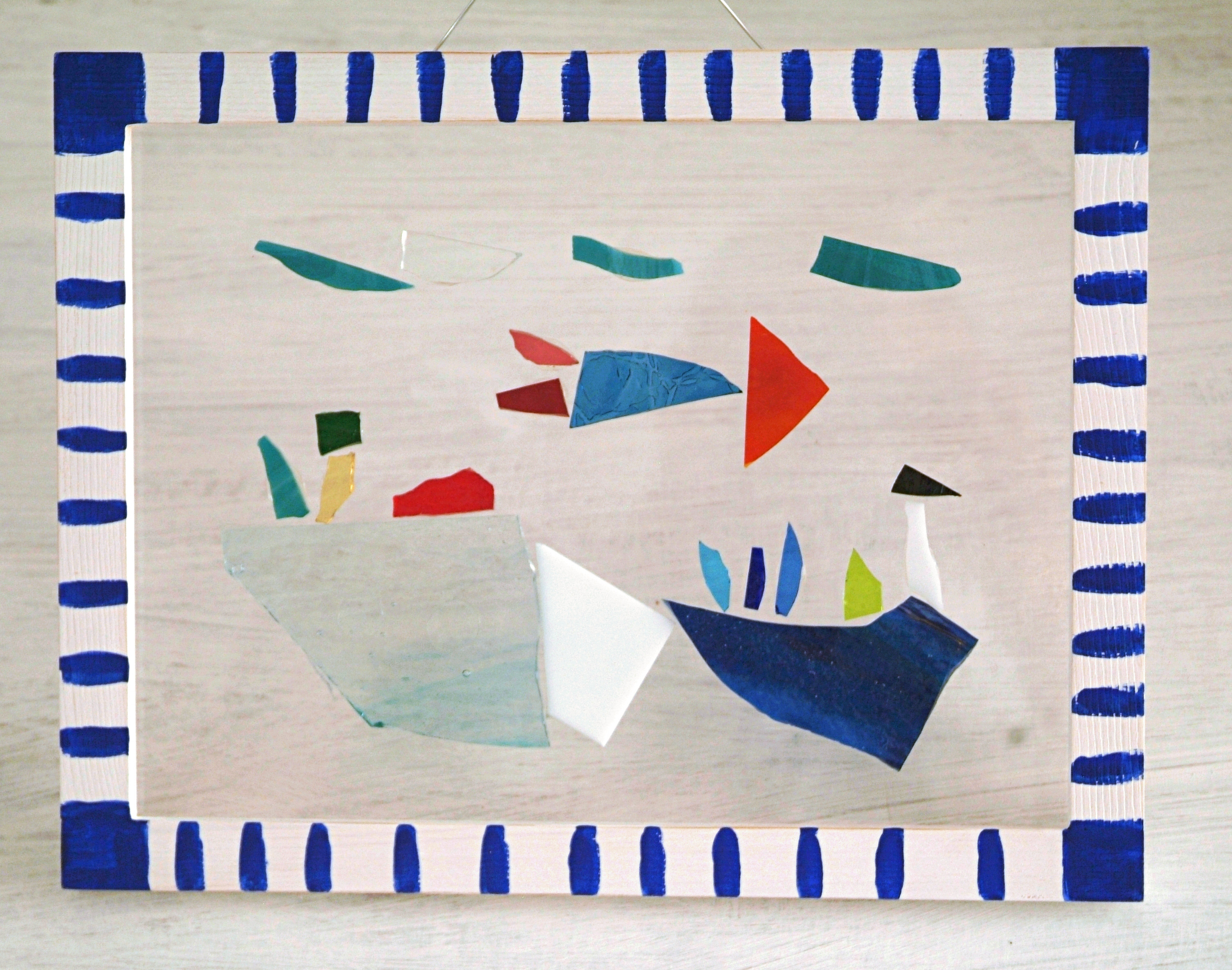 赤い空飛ぶイカーステンドグラスのコラージュ絵 13,000円