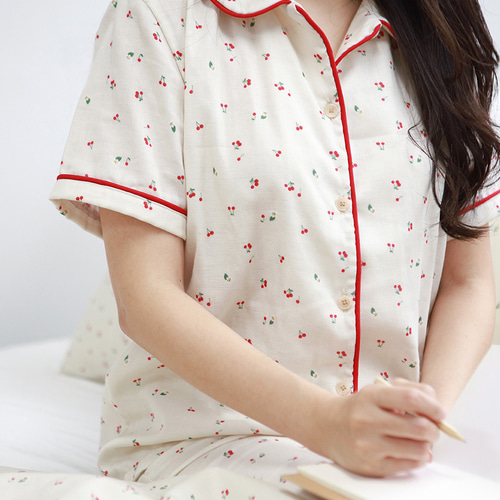 韓国製 果物柄 チェリー 花とチェリー柄 30sオーガニック 生地